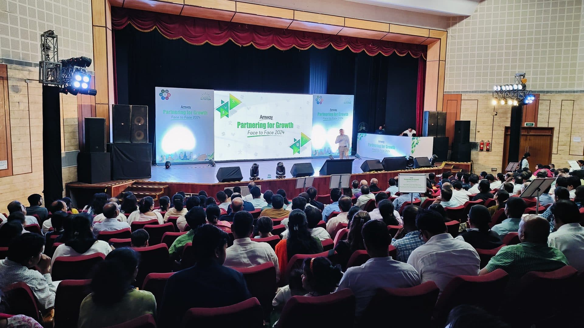 Amway Partnering for Growth: Face to Face 2024 auditorium stage, wide view